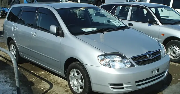 Toyota Corolla Fielder IX (2000-2007)