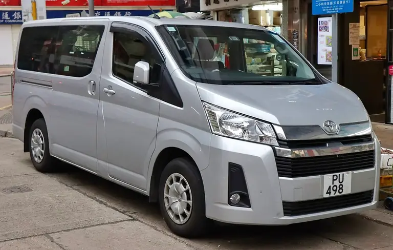 Toyota HiAce V (H200) Van Long (2004-2013)