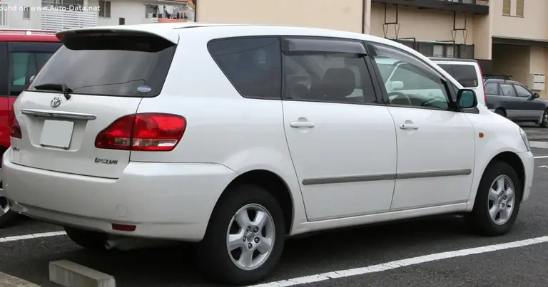 Toyota Ipsum (CM2) (2001-2009)